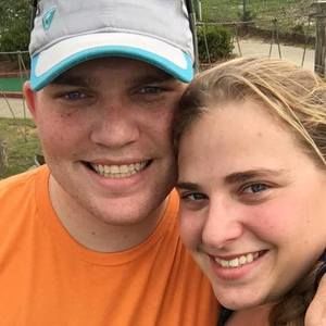 Meet your Posher, Renae